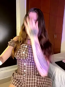 Snapshot of LynnSam_ chatting on 8, 1, 2026 LynnSam online show from 8, 1, 2026