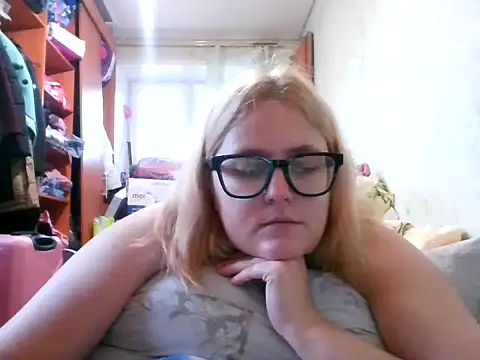 DesireMelissa online show from 17, 10, 2025
