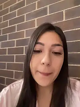 Latina vanessa online show from 7, 5, 2026