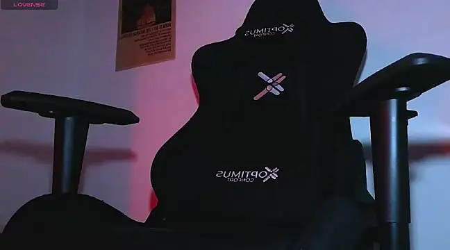 Snapshot of Luan-wood chatting on 10, 2, 2025 Luan-wood online show from 10, 2, 2025