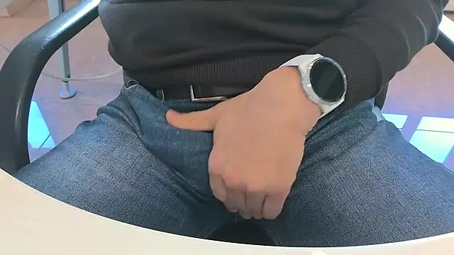 alessandroman2114 online show from 30, 3, 2026