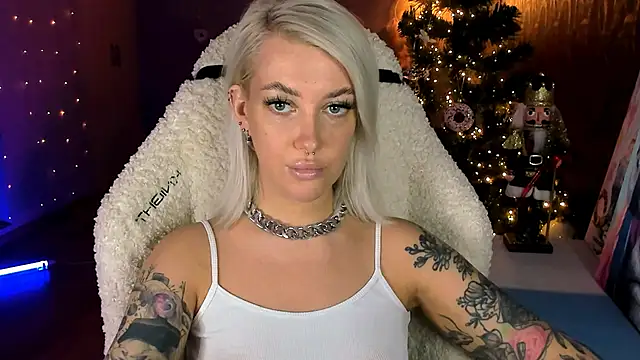 tykioty Miley online show from 12, 1, 2026