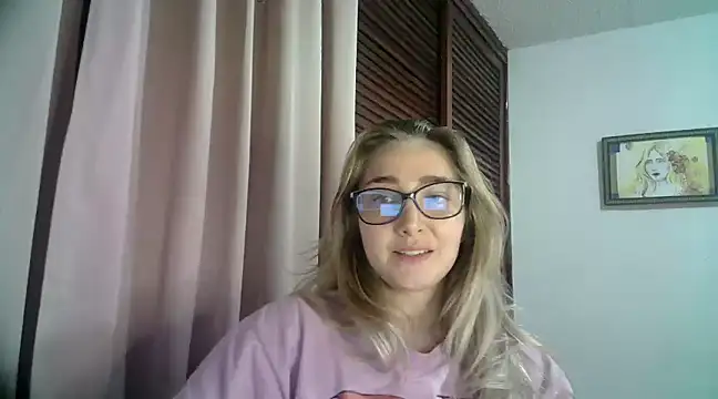 Snapshot of katy_pp chatting on 7, 1, 2025 katy pp online show from 7, 1, 2025