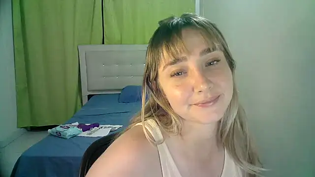 Snapshot of katy_pp chatting on 16, 10, 2025 katy pp online show from 16, 10, 2025