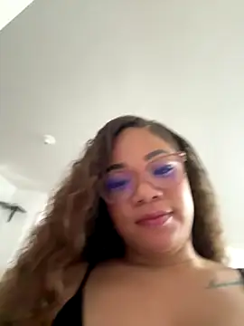 ashley Tompson1 online show from 8, 10, 2025