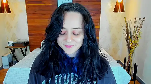 KatherineBond online show from 27, 2, 2025