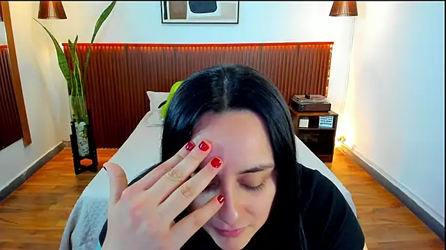 KatherineBond online show from 19, 9, 2025