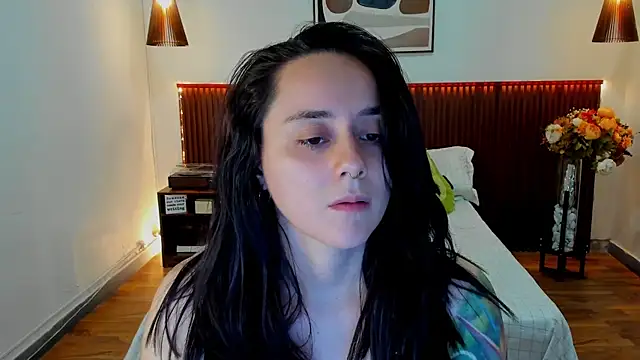 KatherineBond online show from 16, 7, 2026