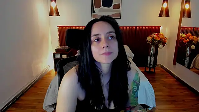KatherineBond online show from 21, 7, 2026