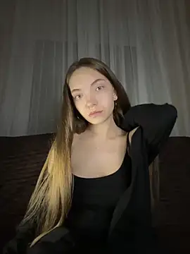 Snapshot of BarbaraFantasy chatting on 11, 9, 2025 BarbaraFantasy online show from 11, 9, 2025