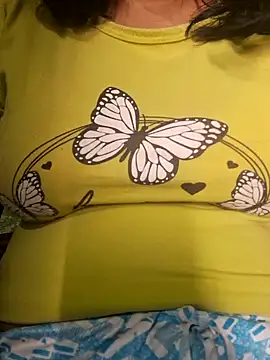 Snapshot of Priya_Bong chatting on 3, 11, 2025 Priya Bong online show from 3, 11, 2025