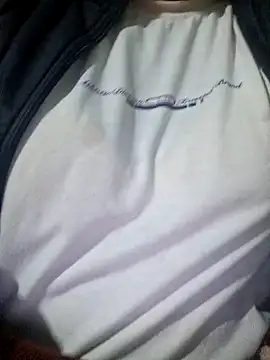 Snapshot of Priya_Bong chatting on 23, 11, 2025 Priya Bong online show from 23, 11, 2025