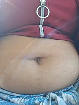 Snapshot of Priya_Bong chatting on 25, 11, 2025 Priya Bong online show from 25, 11, 2025