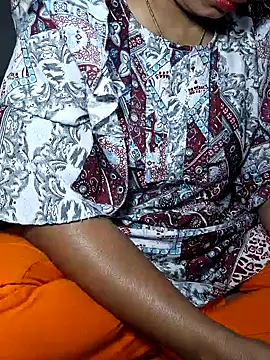 Snapshot of Priya_Bong chatting on 17, 2, 2026 Priya Bong online show from 17, 2, 2026