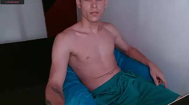 Snapshot of deividcloud36 chatting on 21, 12, 2024 deividcloud36 online show from 21, 12, 2024