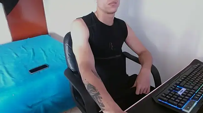 Snapshot of deividcloud36 chatting on 5, 1, 2025 deividcloud36 online show from 5, 1, 2025