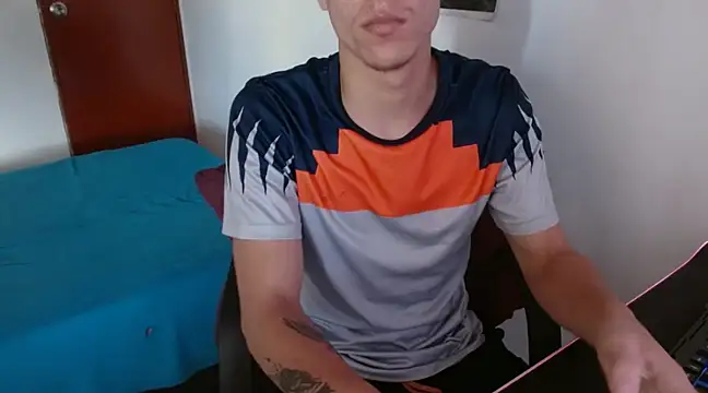 Snapshot of deividcloud36 chatting on 7, 1, 2025 deividcloud36 online show from 7, 1, 2025