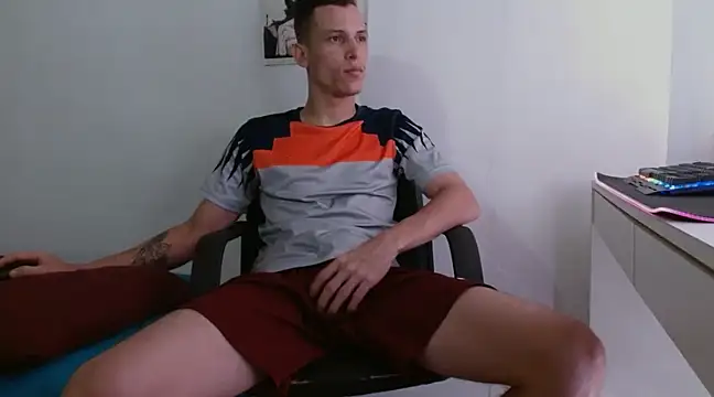 Snapshot of deividcloud36 chatting on 8, 1, 2025 deividcloud36 online show from 8, 1, 2025