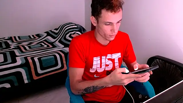 Snapshot of deividcloud36 chatting on 27, 9, 2025 deividcloud36 online show from 27, 9, 2025