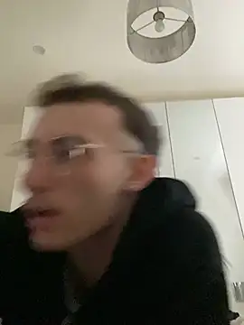 LaMaterialista online show from 8, 4, 2026