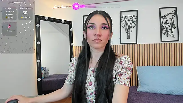 Snapshot of LILA_ELLIOT chatting on 4, 2, 2025 LILA ELLIOT online show from 4, 2, 2025