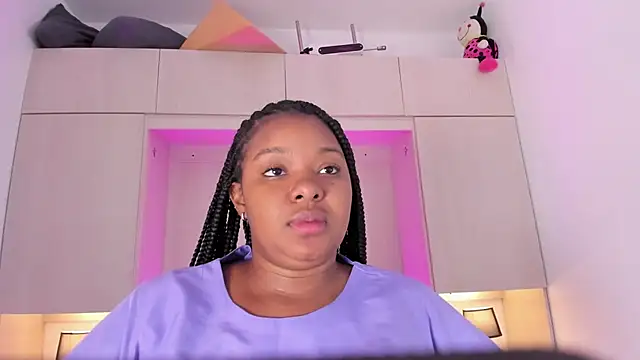 tamaraa smiith online show from 17, 2, 2025