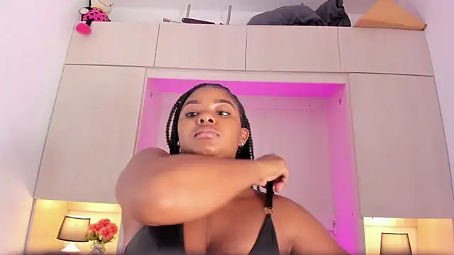 tamaraa smiith online show from 20, 2, 2025