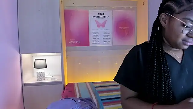 tamaraa smiith online show from 18, 9, 2025