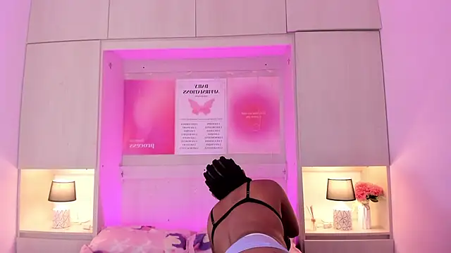 tamaraa smiith online show from 25, 9, 2025