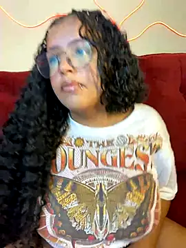 Snapshot of 99_Lilith chatting on 28, 9, 2025 99 Lilith online show from 28, 9, 2025