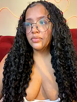Snapshot of 99_Lilith chatting on 10, 10, 2025 99 Lilith online show from 10, 10, 2025
