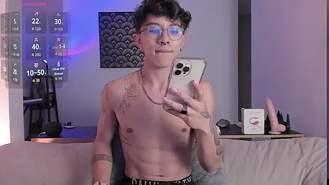 Snapshot of im__thomass chatting on 16, 12, 2025 im thomass online show from 16, 12, 2025