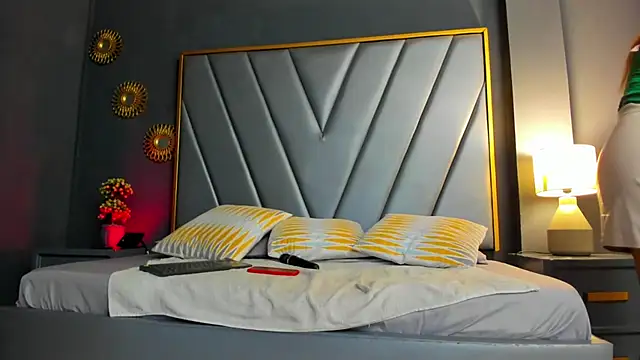 BrendaAdams  online show from 24, 9, 2025