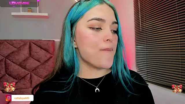 cattaleya    online show from 13, 12, 2024