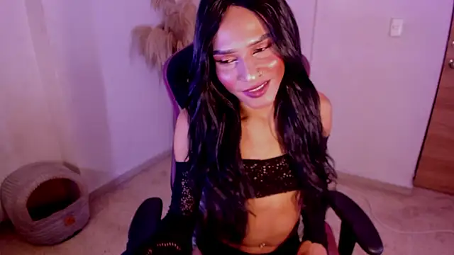 carolinemiller7 online show from 7, 1, 2026