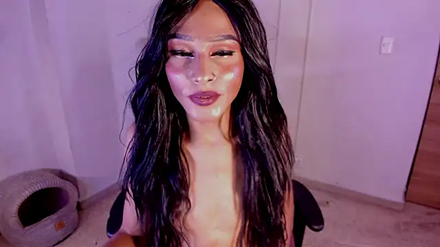 carolinemiller7 online show from 9, 1, 2026