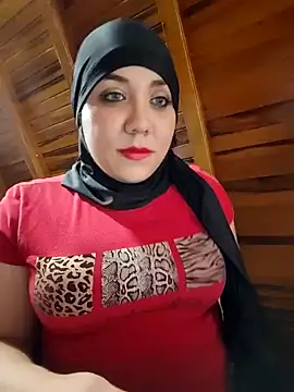 Snapshot of AmbarBurhan chatting on 5, 2, 2025 AmbarBurhan online show from 5, 2, 2025