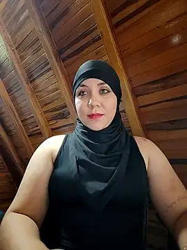 Snapshot of AmbarBurhan chatting on 7, 2, 2025 AmbarBurhan online show from 7, 2, 2025