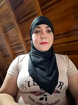 Snapshot of AmbarBurhan chatting on 10, 2, 2025 AmbarBurhan online show from 10, 2, 2025