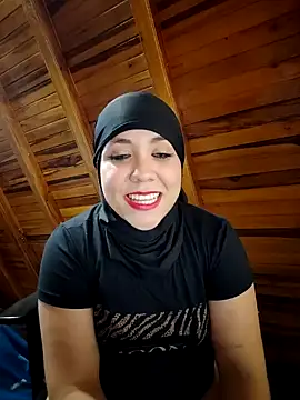 Snapshot of AmbarBurhan chatting on 13, 2, 2025 AmbarBurhan online show from 13, 2, 2025