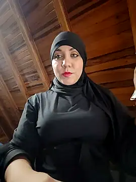 Snapshot of AmbarBurhan chatting on 5, 3, 2025 AmbarBurhan online show from 5, 3, 2025