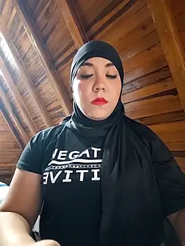 Snapshot of AmbarBurhan chatting on 7, 3, 2025 AmbarBurhan online show from 7, 3, 2025