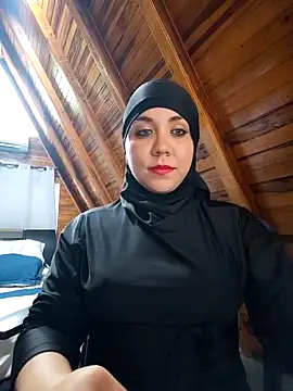 Snapshot of AmbarBurhan chatting on 8, 3, 2025 AmbarBurhan online show from 8, 3, 2025