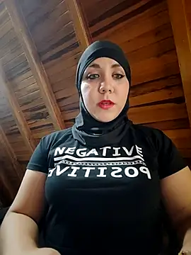 Snapshot of AmbarBurhan chatting on 11, 3, 2025 AmbarBurhan online show from 11, 3, 2025