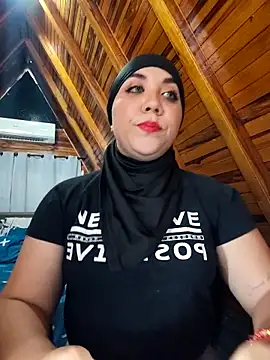 Snapshot of AmbarBurhan chatting on 16, 9, 2025 AmbarBurhan online show from 16, 9, 2025