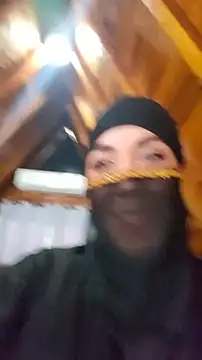 Snapshot of AmbarBurhan chatting on 6, 10, 2025 AmbarBurhan online show from 6, 10, 2025