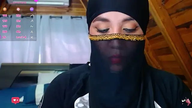 Snapshot of AmbarBurhan chatting on 8, 11, 2025 AmbarBurhan online show from 8, 11, 2025