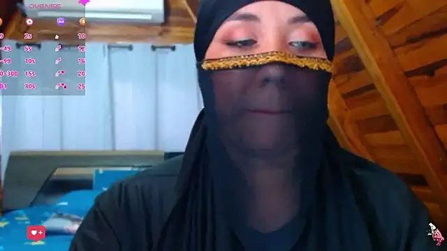 Snapshot of AmbarBurhan chatting on 21, 11, 2025 AmbarBurhan online show from 21, 11, 2025