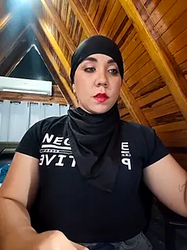 Snapshot of AmbarBurhan chatting on 24, 11, 2025 AmbarBurhan online show from 24, 11, 2025