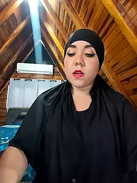 Snapshot of AmbarBurhan chatting on 1, 12, 2025 AmbarBurhan online show from 1, 12, 2025